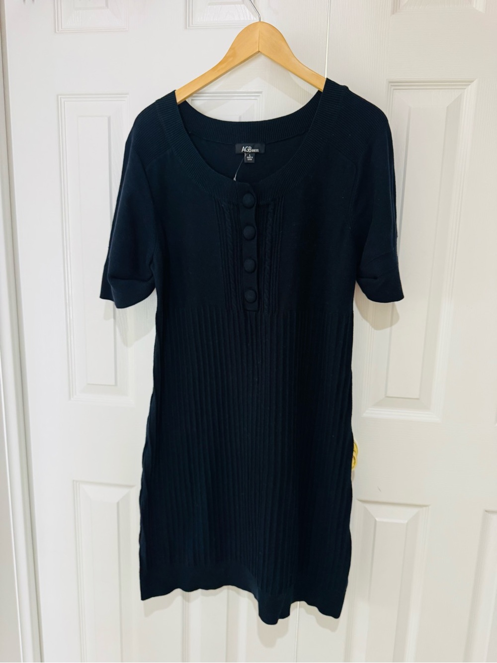 NWT LRG AGB Black Ribbed Knit Button Front Dress career weekend comfort